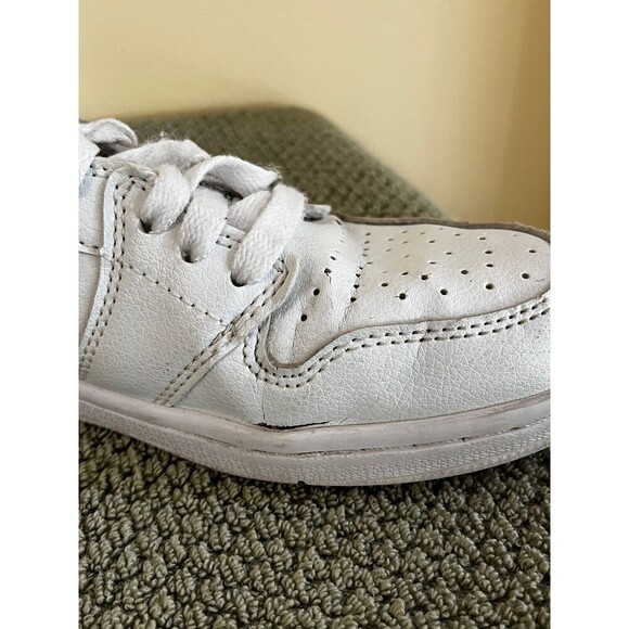 Nike Jordan 1 Retro Mid 'White Pure Platinum" 554724-104 Men’s Sz 7 Women 8.5 - Picture 8 of 8